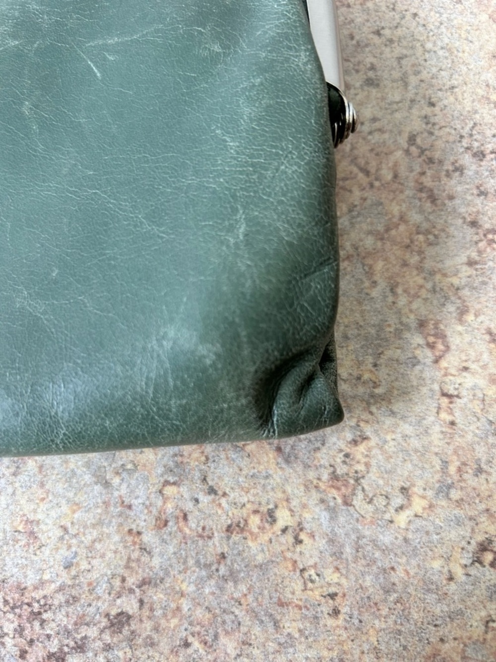 Hobo Distressed Olive Green Double Clasp Leather Wallet - Picture 10 of 10